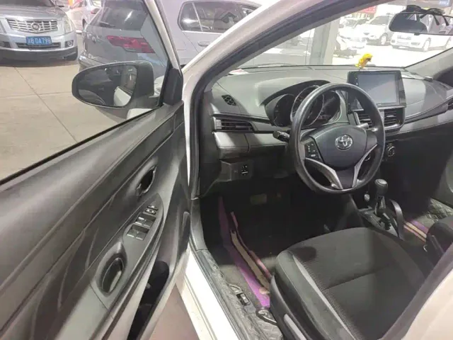 Toyota Vios — Фото автомобиля 15