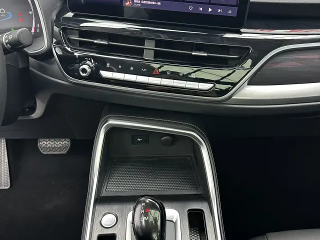 Haval H6 — Фото автомобиля 19