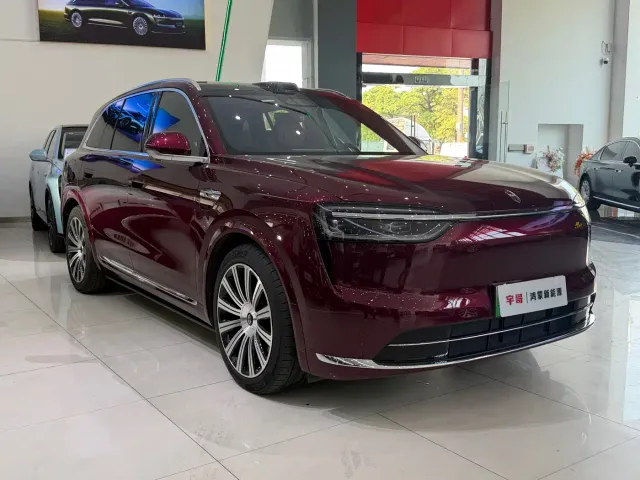Aito M7 — Фото автомобиля 4