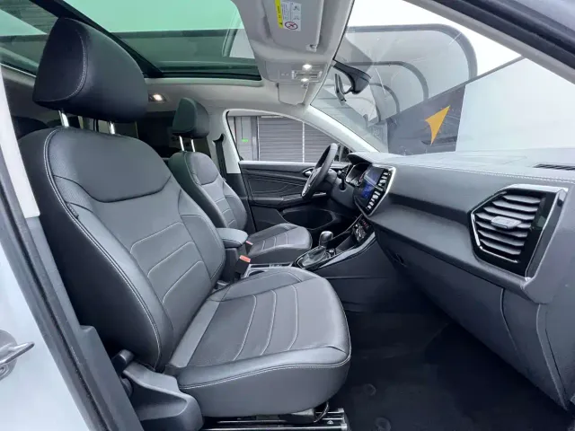 Jetta VS7 — Фото автомобиля 17