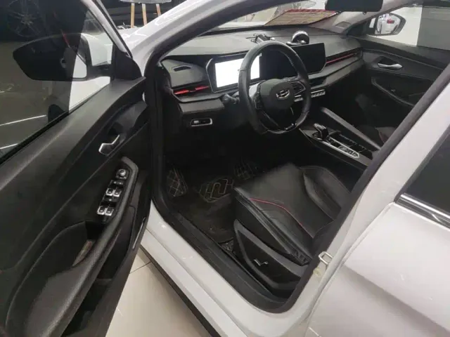 Geely Binrui — Фото автомобиля 15
