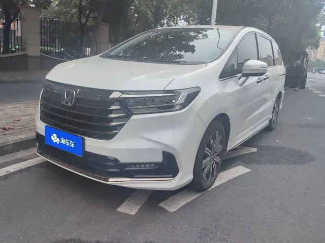Фотография автомобиля — Honda Odyssey