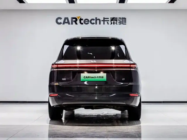 Li Auto L9 — Фото автомобиля 6