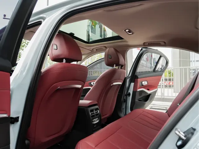 BMW 3 Series — Фото автомобиля 25