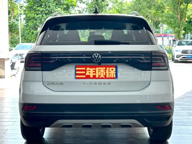 Volkswagen T-Cross — Фото автомобиля 15