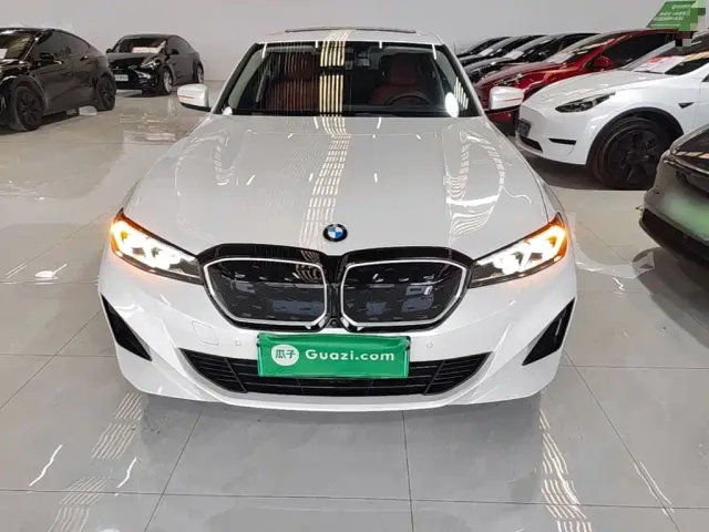 BMW i3 — Фото автомобиля 2