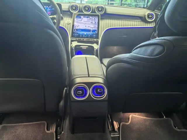 Mercedes-Benz C-Class — Фото автомобиля 15