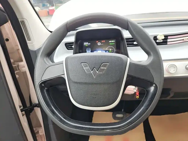 Wuling Hongguang Mini EV — Фото автомобиля 10