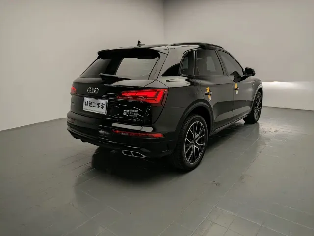 Audi Q5L — Фото автомобиля 7