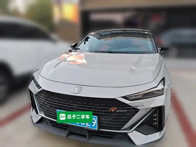 Changan UNI-V — Фото автомобиля 2