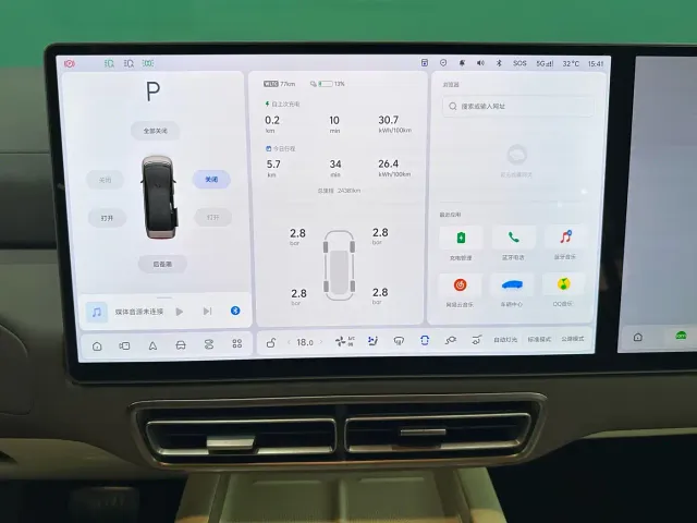 Li Auto MEGA — Фото автомобиля 8