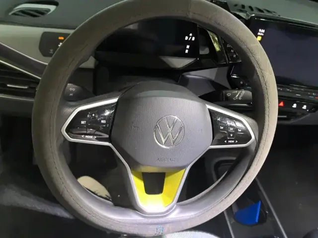 Volkswagen ID.3 — Фото автомобиля 15