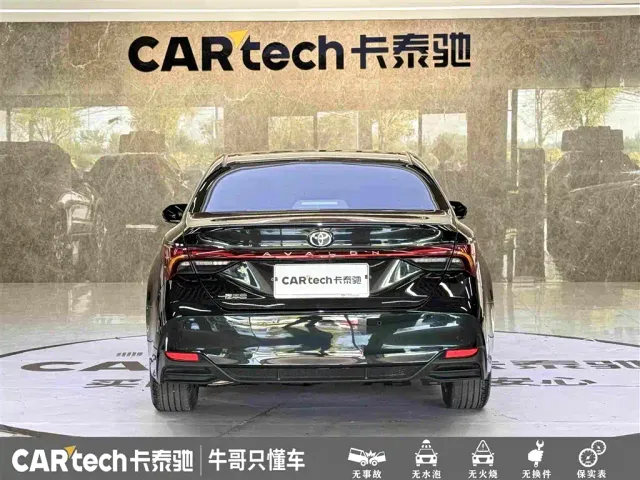 Toyota Avalon — Фото автомобиля 5