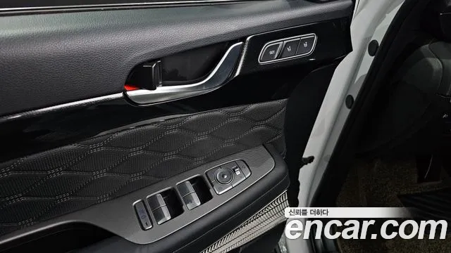 Hyundai Palisade Palisade Дизель 2.2 2WD — Фото автомобиля 22
