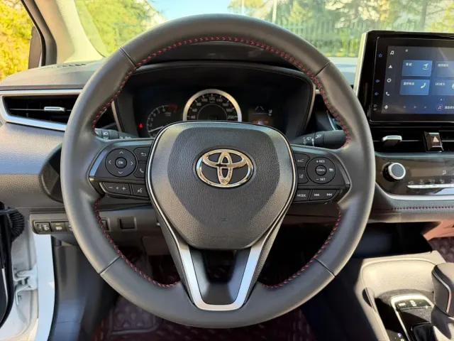 Toyota Corolla — Фото автомобиля 20