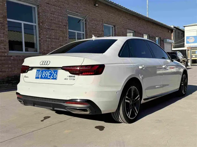 Audi A4L — Фото автомобиля 22