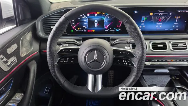 Mercedes-Benz GLE-Class — Фото автомобиля 19
