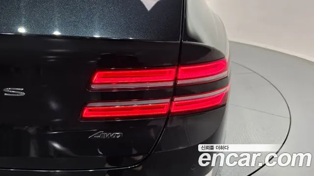 Genesis GV80 — Фото автомобиля 8