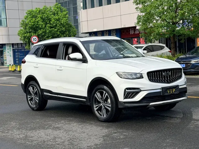 Geely Boyue — Фото автомобиля 3