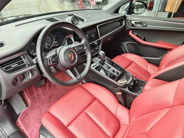Porsche Macan — Фото автомобиля 7