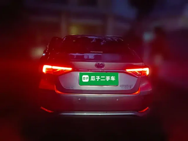 Toyota Corolla — Фото автомобиля 5
