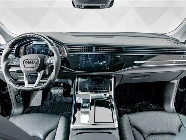 Audi Q8 — Фото автомобиля 13