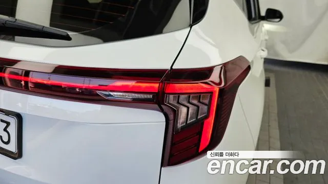 Kia Seltos New — Фото автомобиля 8