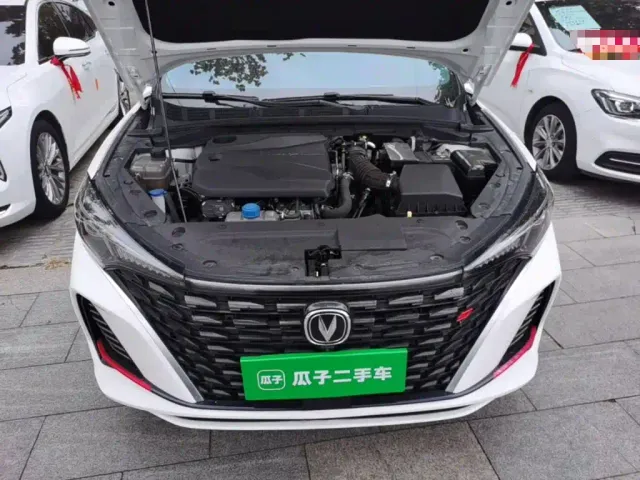 Changan Eado — Фото автомобиля 19