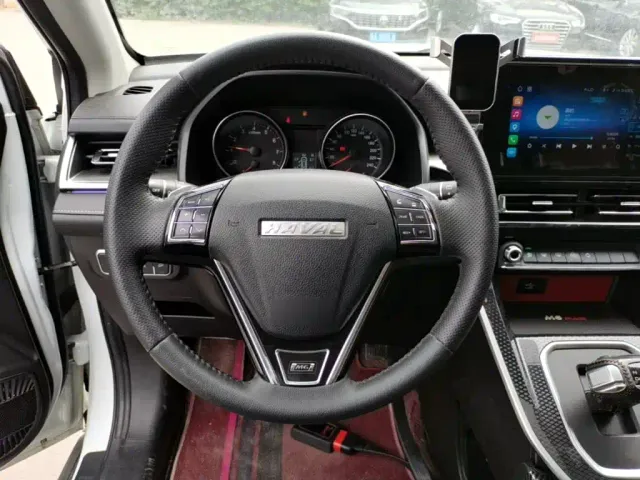 Haval M6 — Фото автомобиля 3
