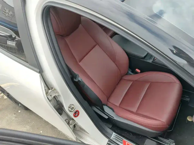 Mazda Axela — Фото автомобиля 24