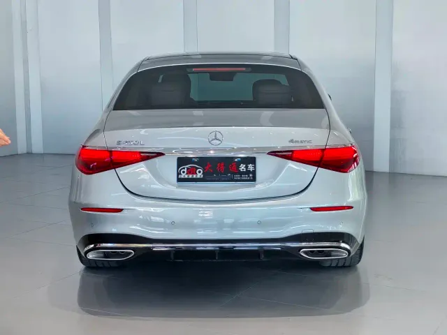 Mercedes-Benz S-Class — Фото автомобиля 4