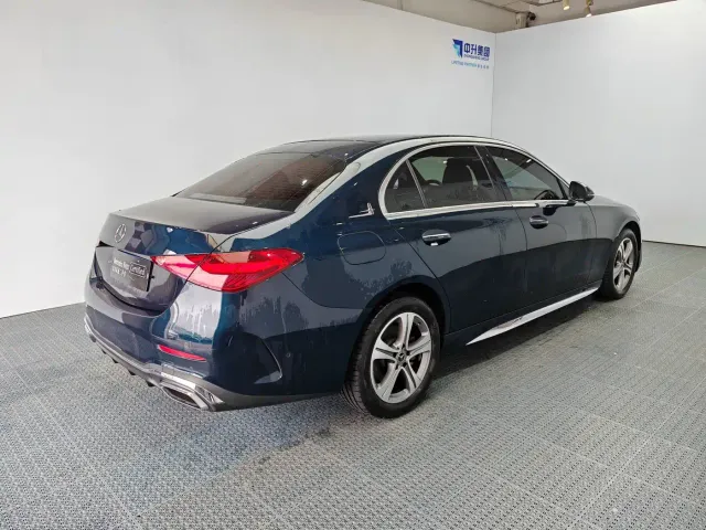 Mercedes-Benz C-Class — Фото автомобиля 6