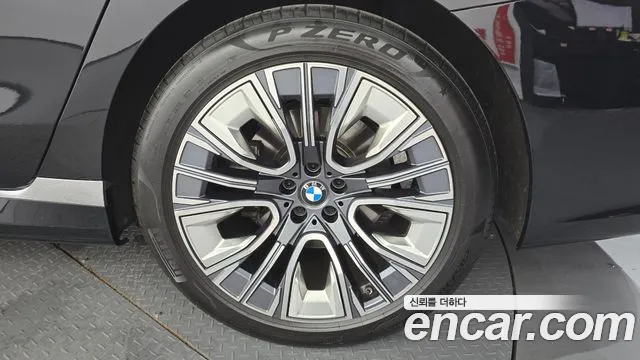 BMW 7-Series 7 серия (G70) 740i sDrive Design Pure Excellence — Фото автомобиля 18