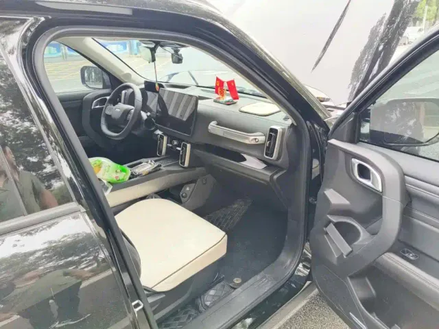 Haval Big Dog — Фото автомобиля 12