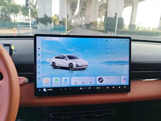 Wuling Starlight — Фото автомобиля 12