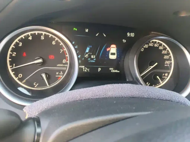 Toyota Camry — Фото автомобиля 13