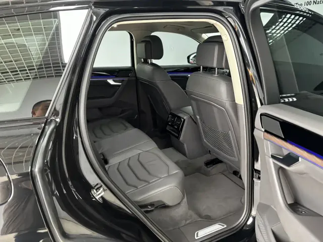 Volkswagen Touareg — Фото автомобиля 23