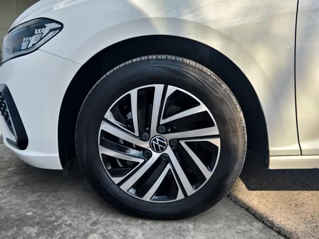 Volkswagen Lavida — Фото автомобиля 7