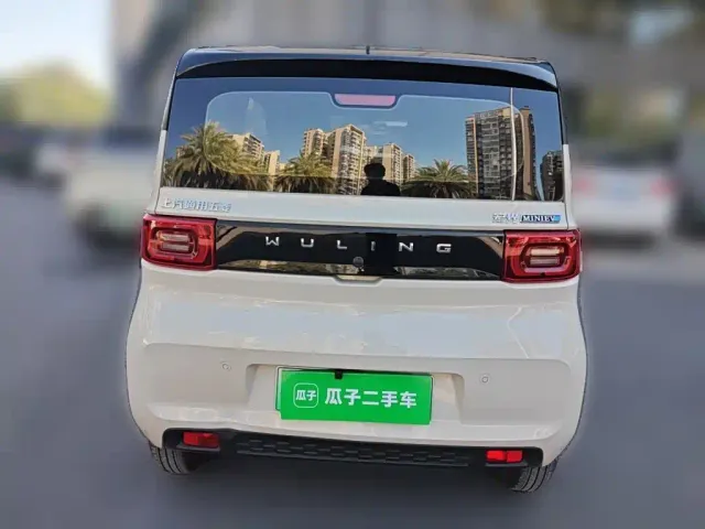 Wuling Hongguang Mini EV — Фото автомобиля 3