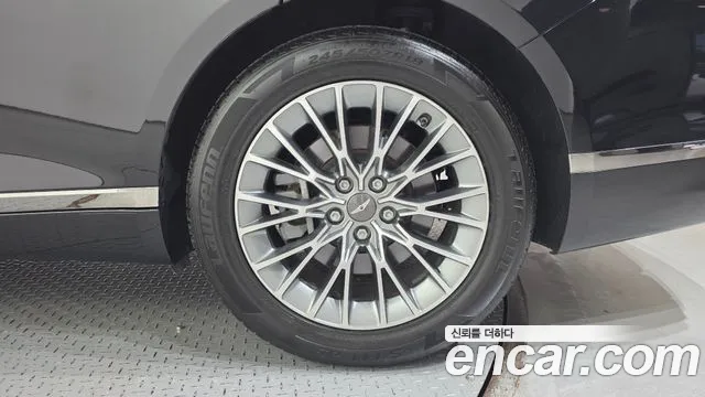 Genesis G80 RG3 — Фото автомобиля 6