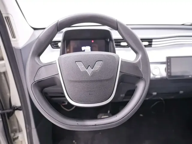Wuling Hongguang Mini EV — Фото автомобиля 13