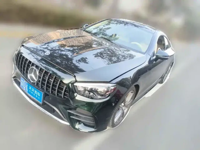 Фотография автомобиля — Mercedes-Benz E-Class