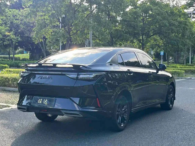 Dongfeng Yixuan — Фото автомобиля 4