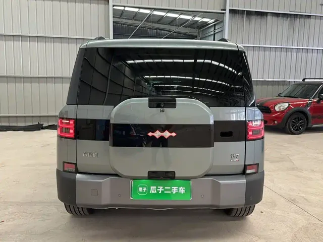 BYD FangChengBao Titanium 7 — Фото автомобиля 13