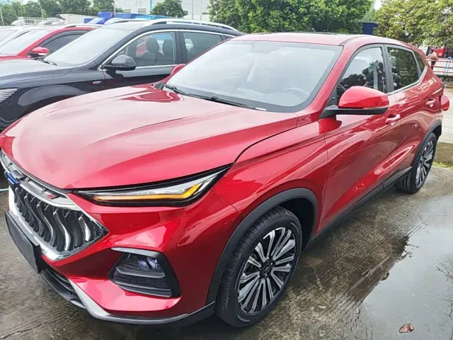 Фотография автомобиля — Changan Oushang X5
