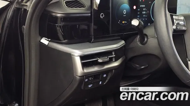 Hyundai Grandeur GN7 — Фото автомобиля 29