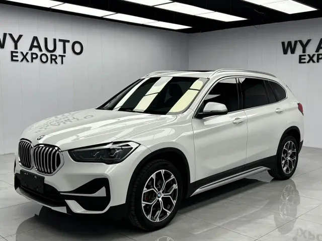 Фотография автомобиля — BMW X1