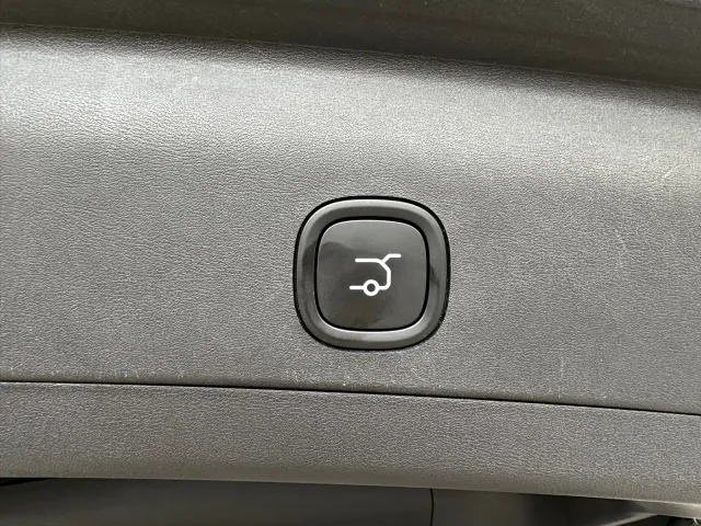 Leapmotor D Series — Фото автомобиля 14