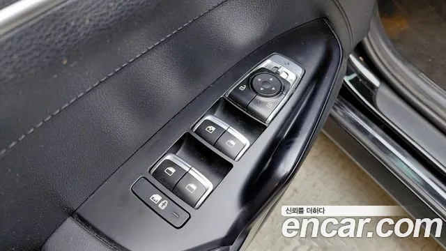 Kia K5 Generation 3 — Фото автомобиля 27