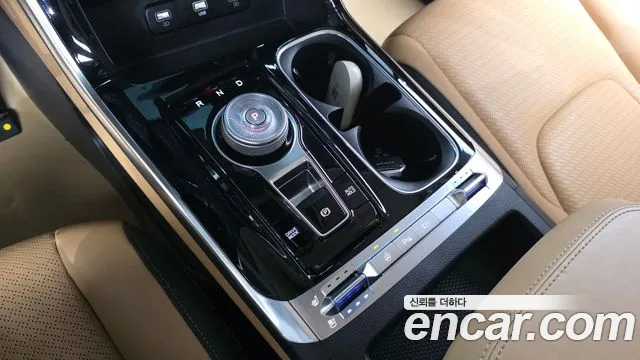 Kia Carnival 4th Gen — Фото автомобиля 12